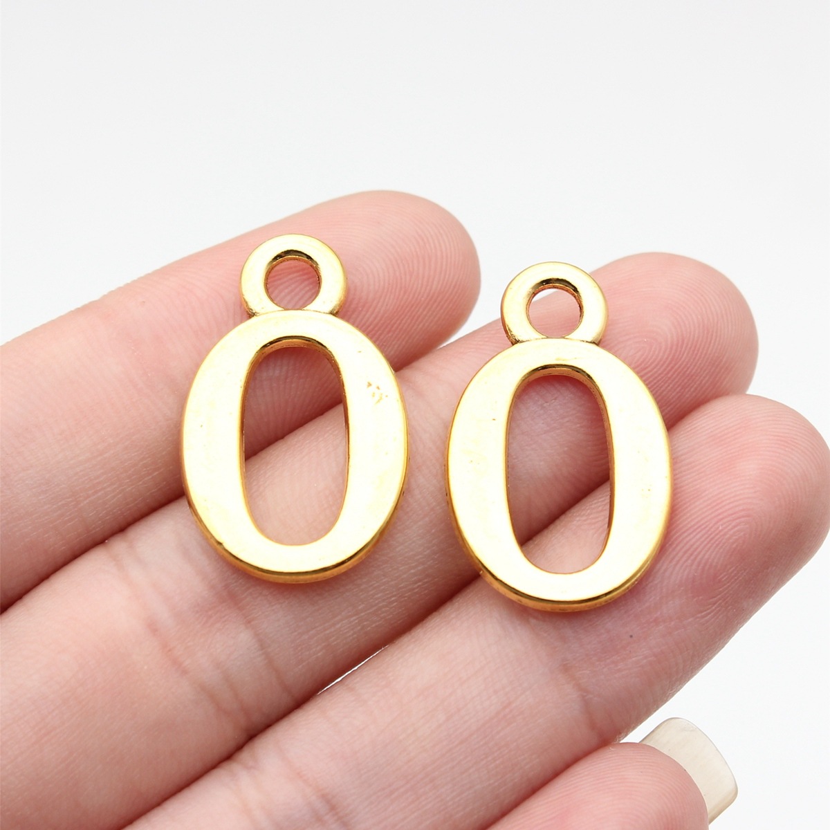Vintage Fashion Online - 10 pièces de breloques pendentifs numérotées