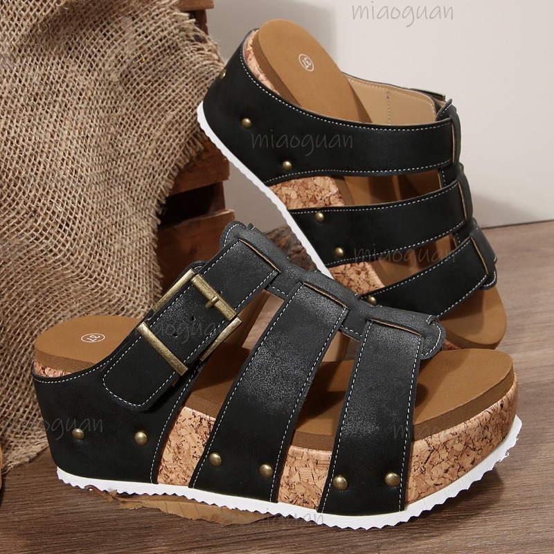 Vintage Outdoor Fashion - Sandales compensées vintage à boucle pour